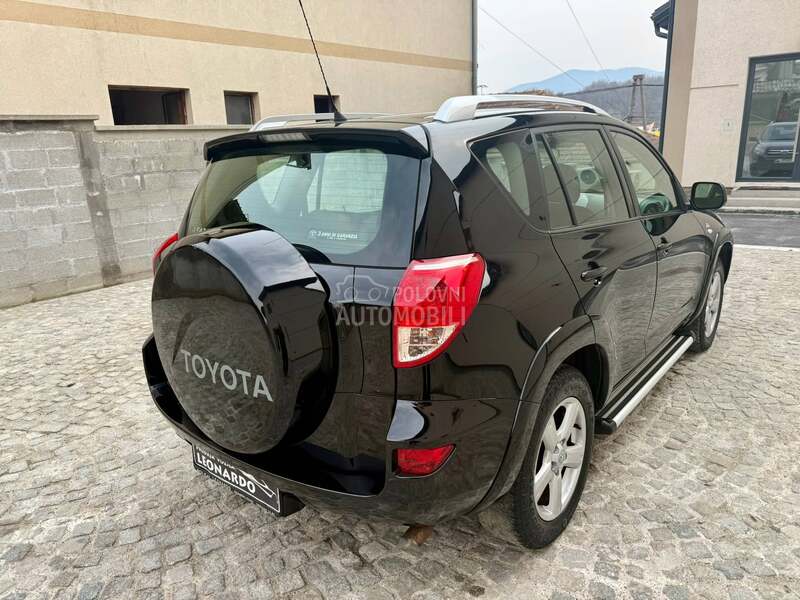 Toyota RAV 4 2.2 D4D