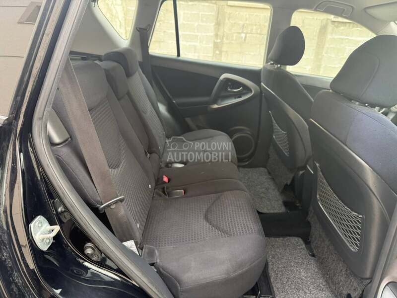 Toyota RAV 4 2.2 D4D