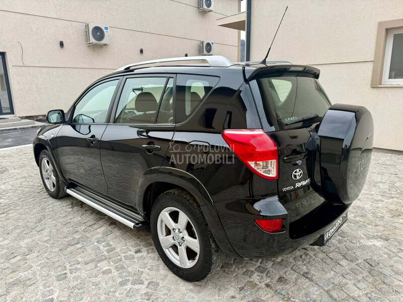 Toyota RAV 4 2.2 D4D
