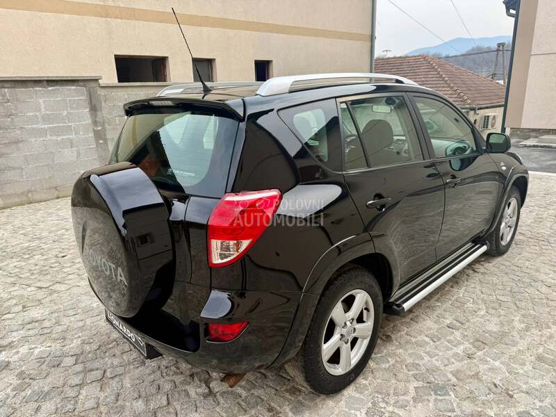 Toyota RAV 4 2.2 D4D