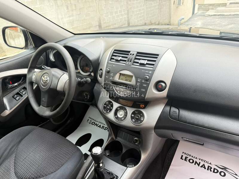 Toyota RAV 4 2.2 D4D