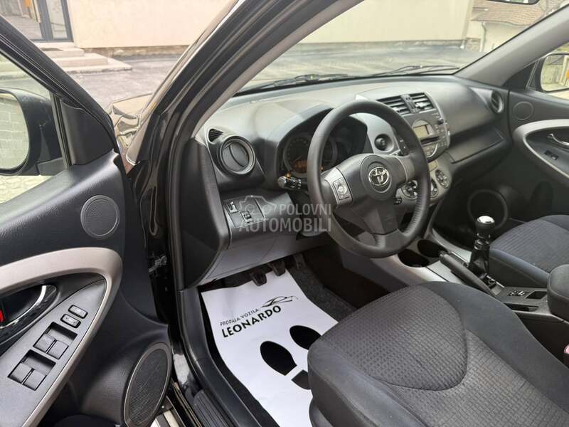 Toyota RAV 4 2.2 D4D