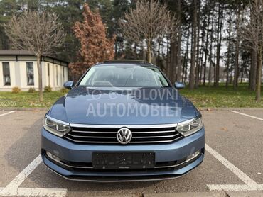 Volkswagen Passat B8 HIGHlLINE/DSG/PANO