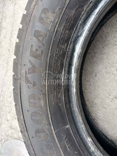 Goodyear 205/60 R15 Sve sezone
