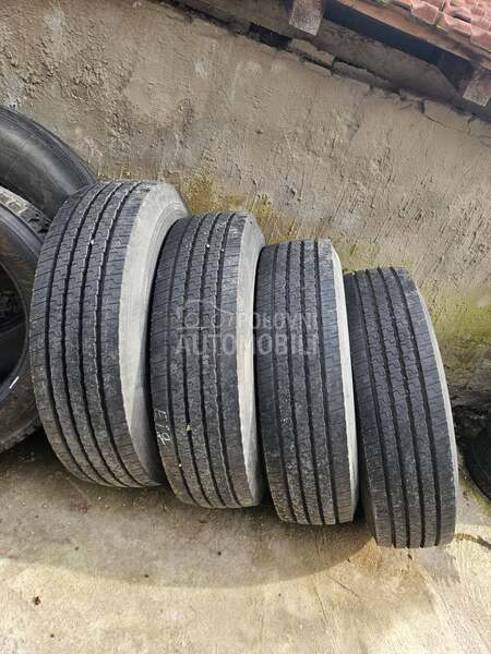 Michelin 295/80 R22.5 Letnja