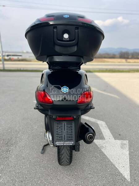 Piaggio Mp3 LT