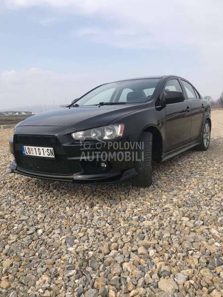 Mitsubishi Lancer 