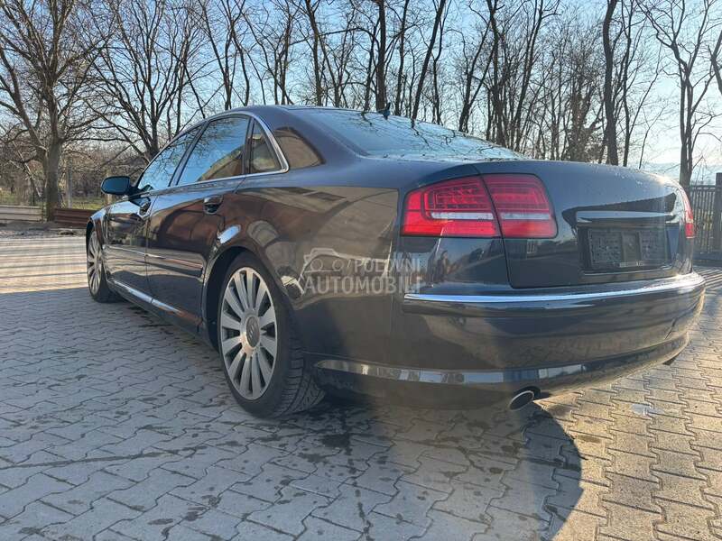 Audi A8 