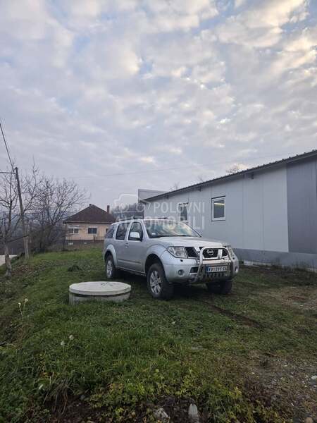 Nissan Pathfinder 