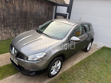 Nissan Qashqai 1.5 dci N A V I G