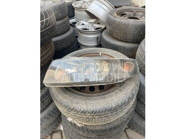 levi far za Seat Toledo