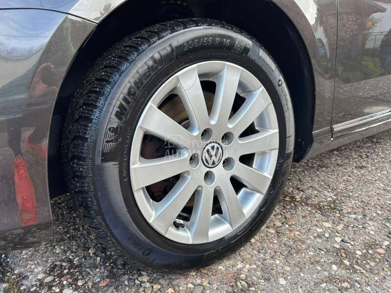 Volkswagen Passat B7 