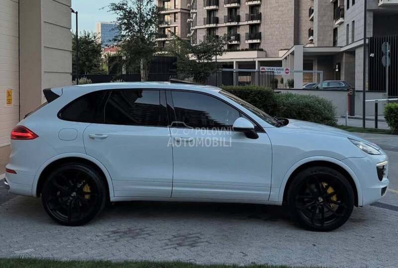 Porsche Cayenne MATRIX/22/SIBER