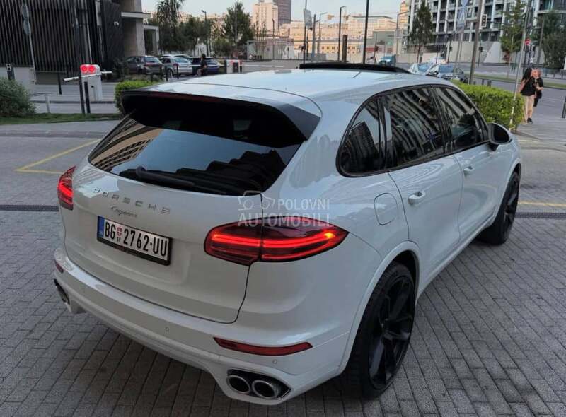 Porsche Cayenne MATRIX/22/SIBER