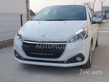 Peugeot 208 1.2i STYLE CH