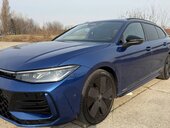 Volkswagen Passat B9 2.0 R line IQ.Light