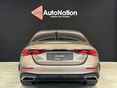 Mercedes Benz E 220 4 Matic