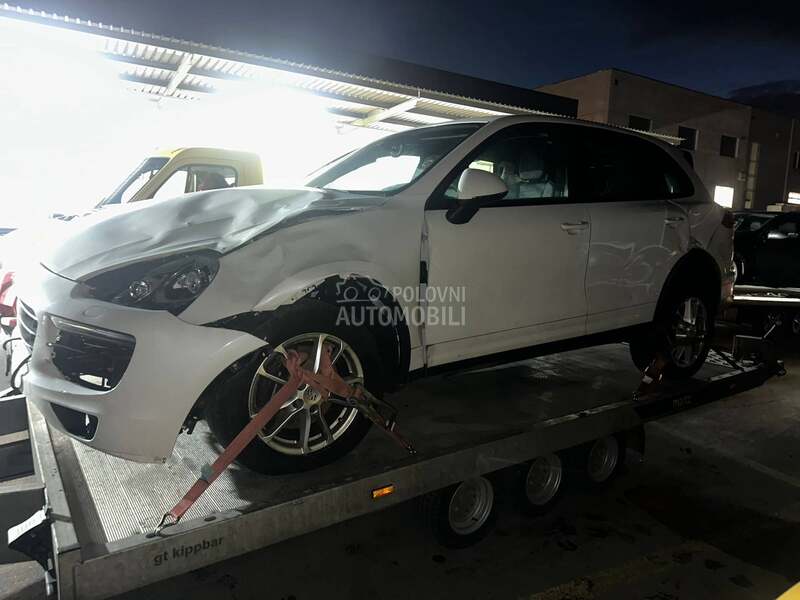 Porsche Cayenne 