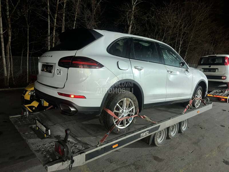 Porsche Cayenne 