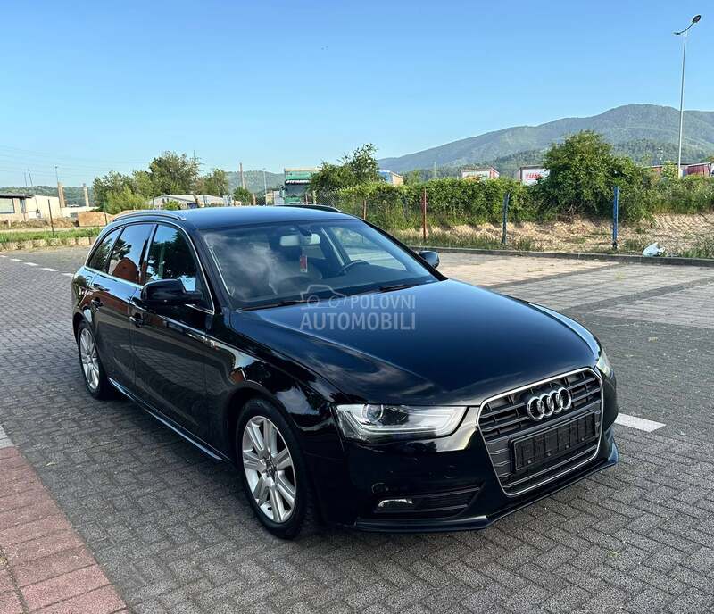 Audi A4 //LED/KOZA/NAV//