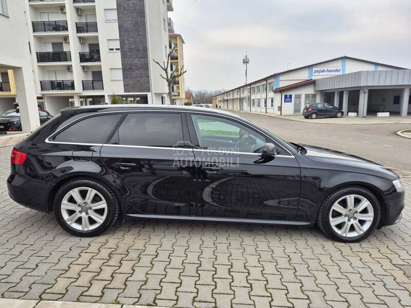 Audi A4 //LED/KOZA/NAV//