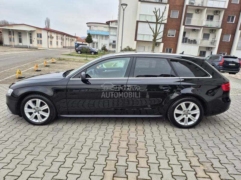 Audi A4 //LED/KOZA/NAV//