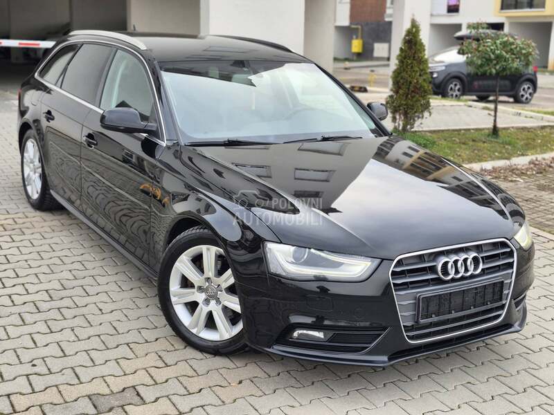 Audi A4 //LED/KOZA/NAV//
