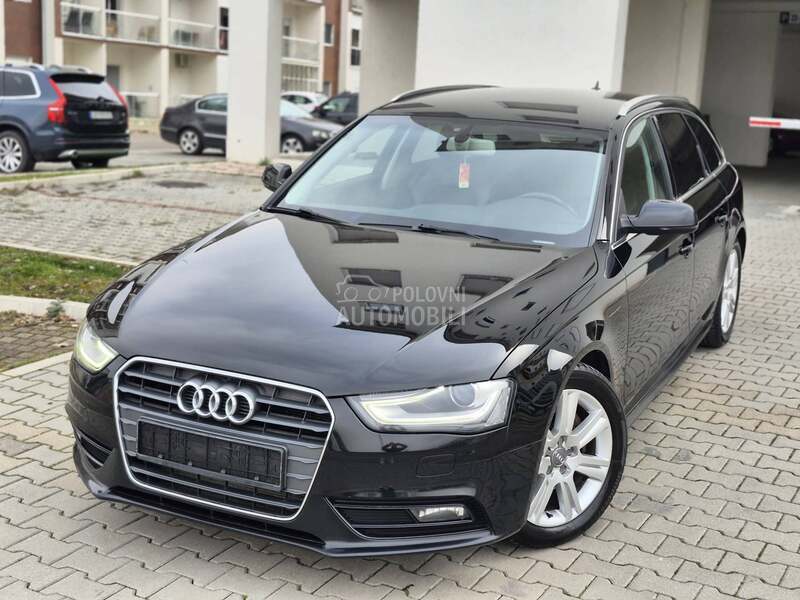 Audi A4 //LED/KOZA/NAV//