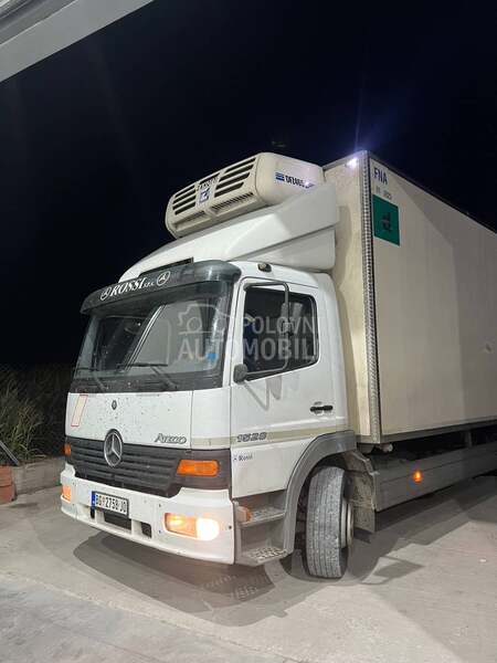 Mercedes Benz ATEGO 1528