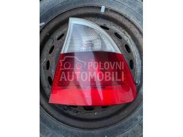 stop svetlo desno e46 za BMW Ostalo