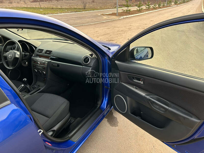 Mazda 3 1.6b