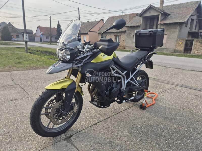 Triumph Tiger 800