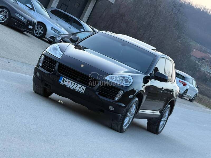 Porsche Cayenne 