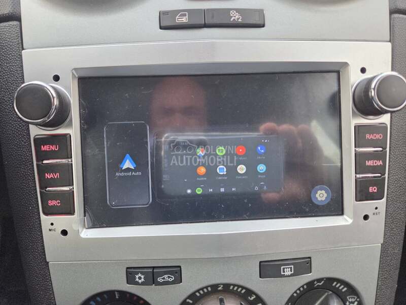 Opel Corsa D 150 000 k m