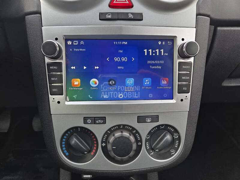 Opel Corsa D 150 000 k m