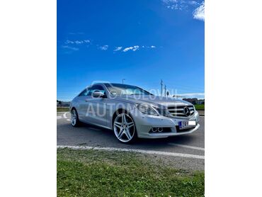 Mercedes Benz E 250 Coupe