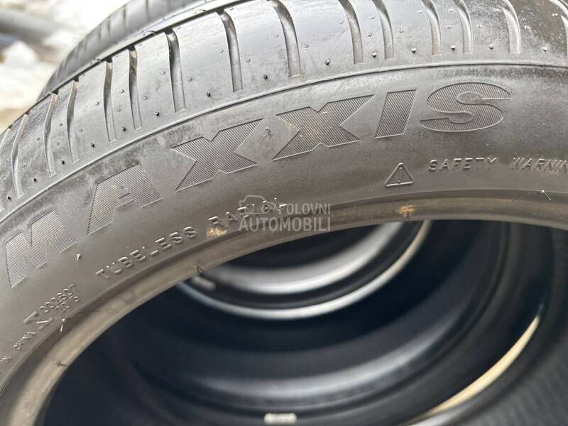 Maxxis 225/45 R18 Letnja