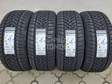 Fulda 235/55 R17 Zimska