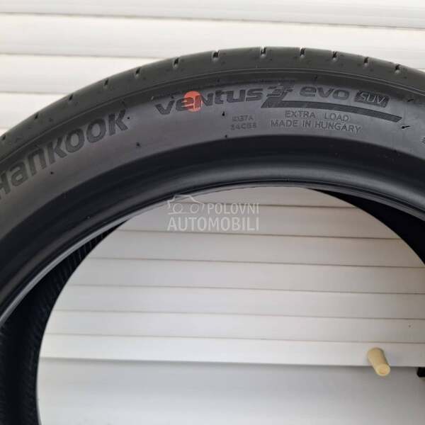 Hankook 235/45 R20 Letnja