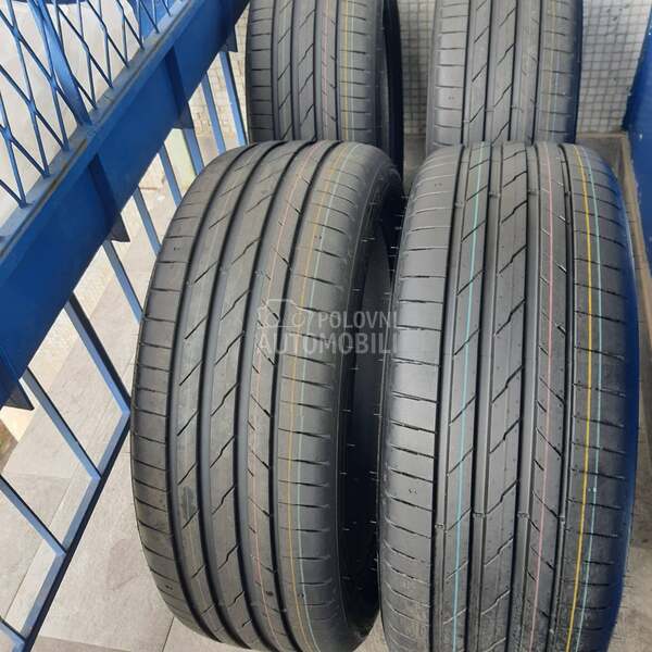 Hankook 235/45 R20 Letnja