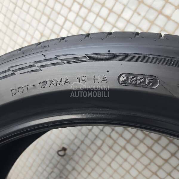 Hankook 235/45 R20 Letnja