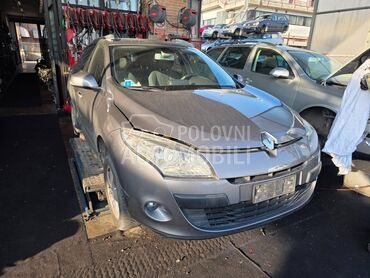 Renault Megane 2012. god. -  kompletan auto u delovima