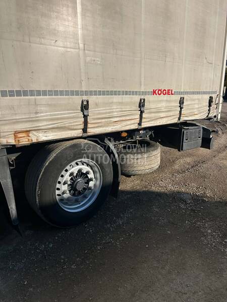 Kögel SN 24  VARIUS