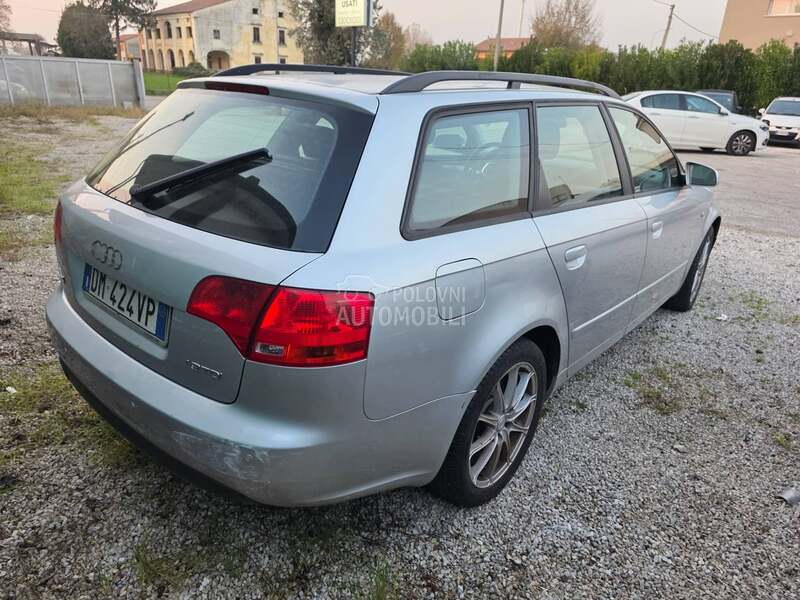 Audi A4 2008. god. -  kompletan auto u delovima