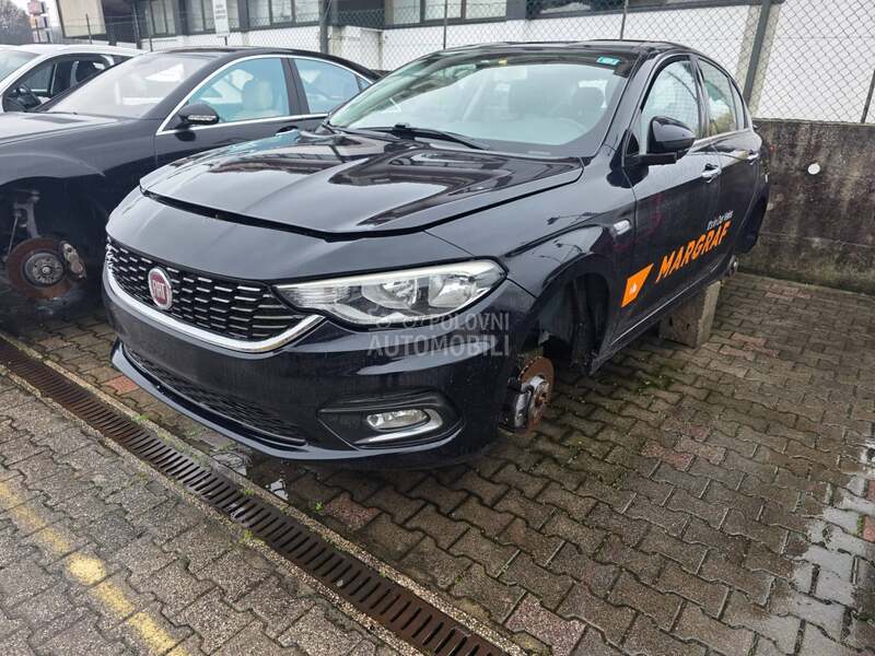 Fiat Tipo 2017. god. -  kompletan auto u delovima