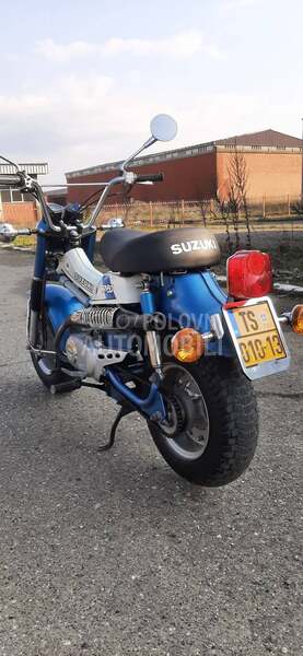 Suzuki RV 50