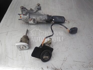 Kontakt brava sa kljucem za Volkswagen Passat B5.5