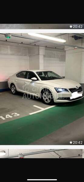 Škoda Superb 