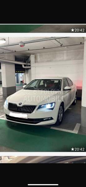 Škoda Superb 