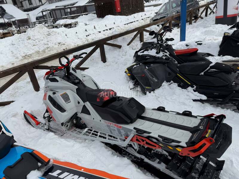 Bombardier Ski Doo freeride 154